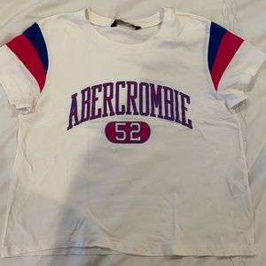 ABECROMBIE WHITE CROP TEE (S)